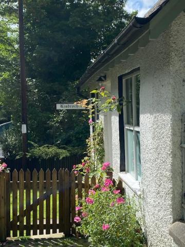 Cobbler'S Cottage At Kindrochet, Strathtay Pitlochry Exteriör bild